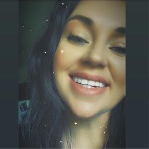 Meet your Posher, Lee